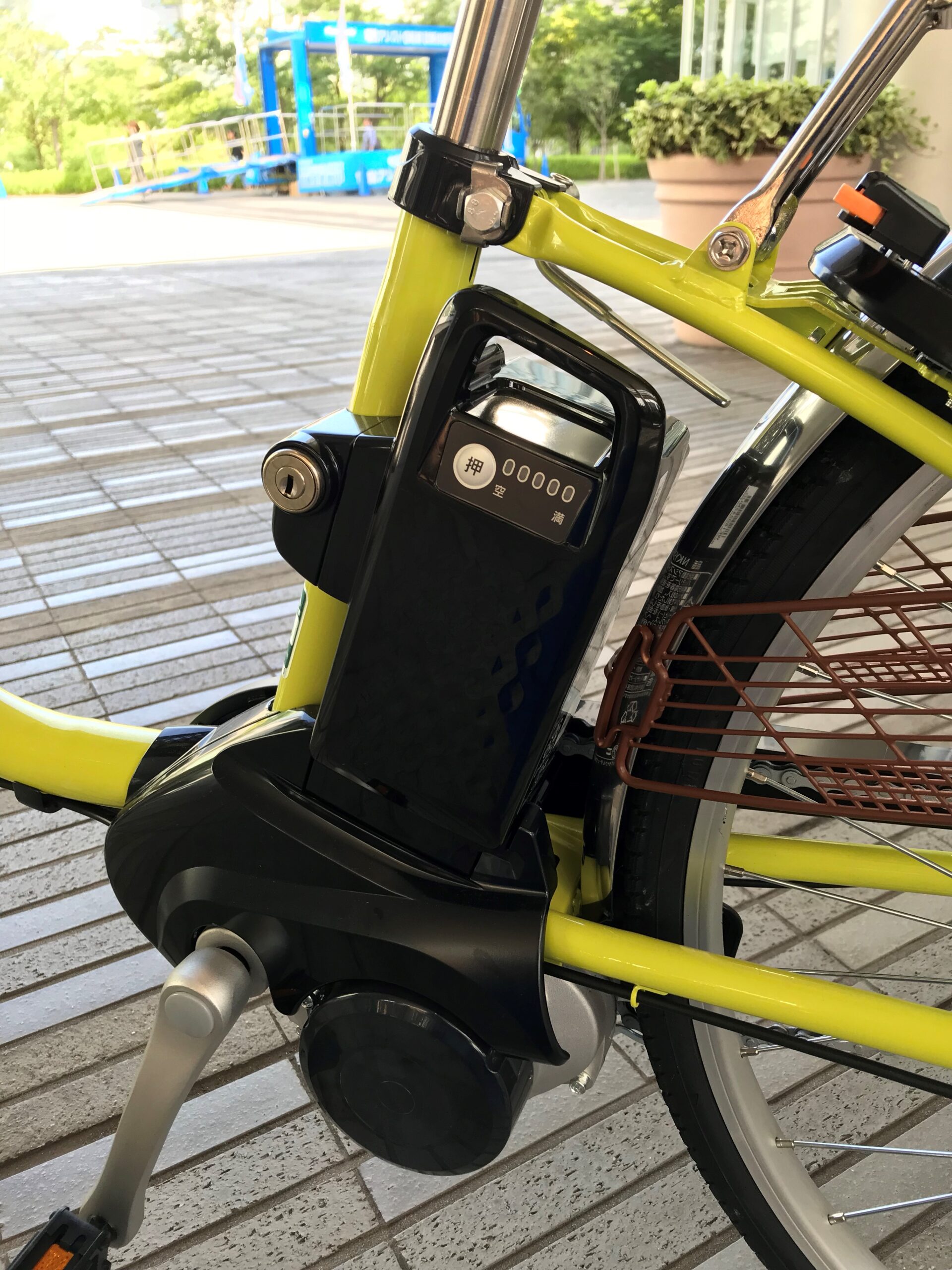 自転車 の バッテリー